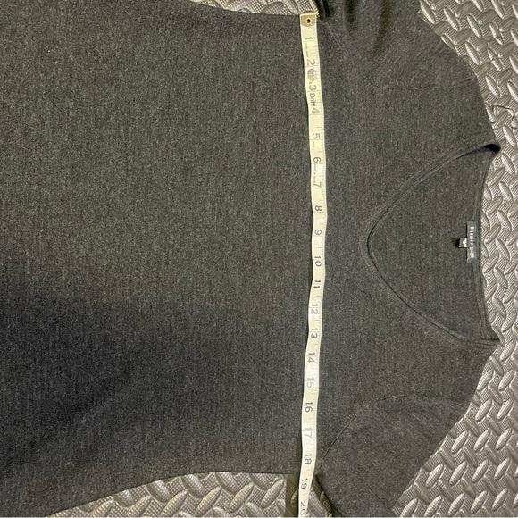 Eileen Fisher Merino Wool Sweater V Neck Size Medium Grey - Picture 4 of 8